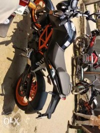 KTM Duke 390
