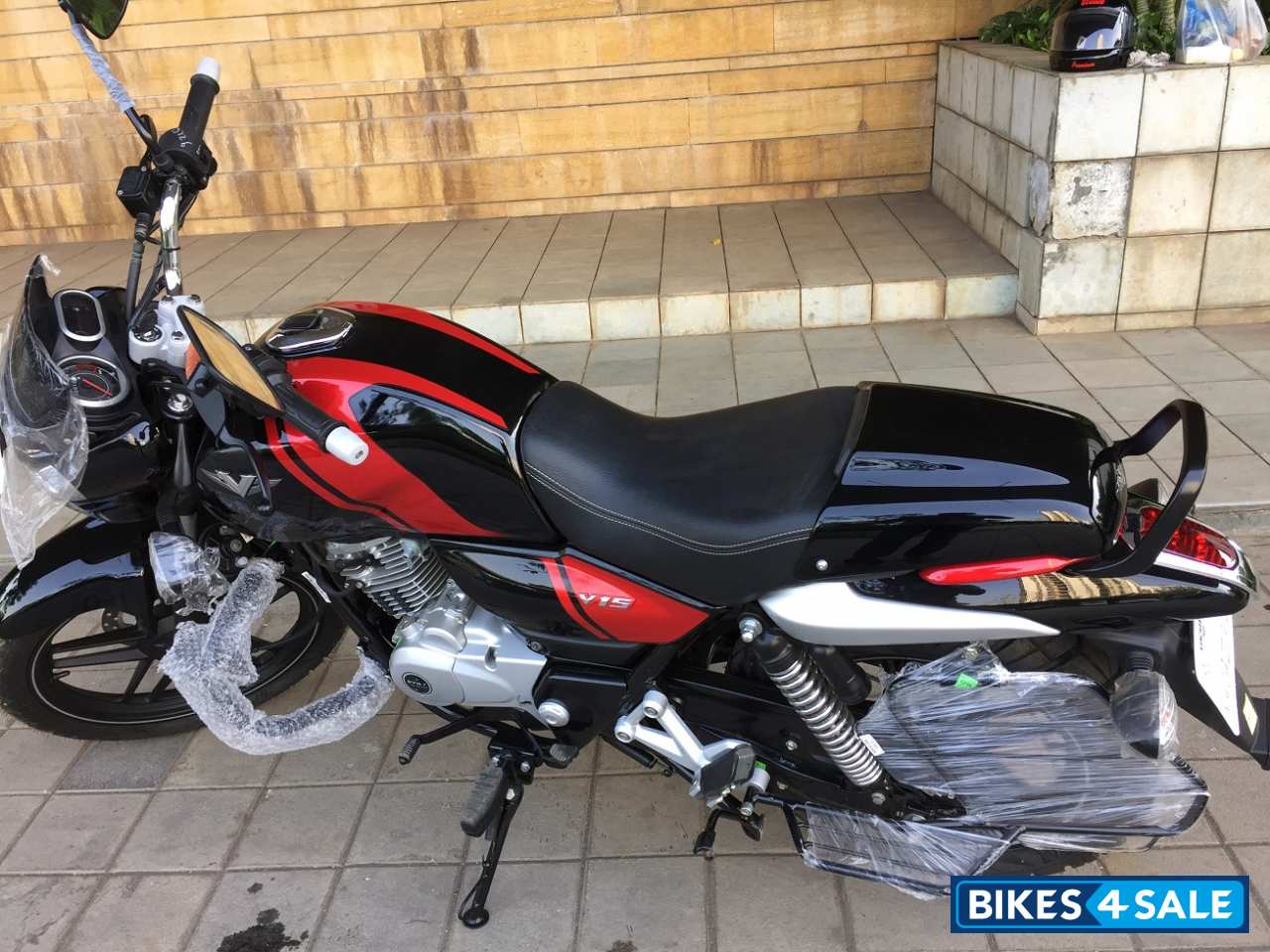 Red & Black Bajaj V15
