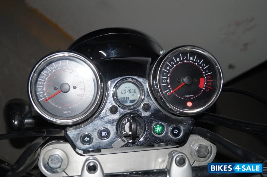 Hyosung Aquila GV250