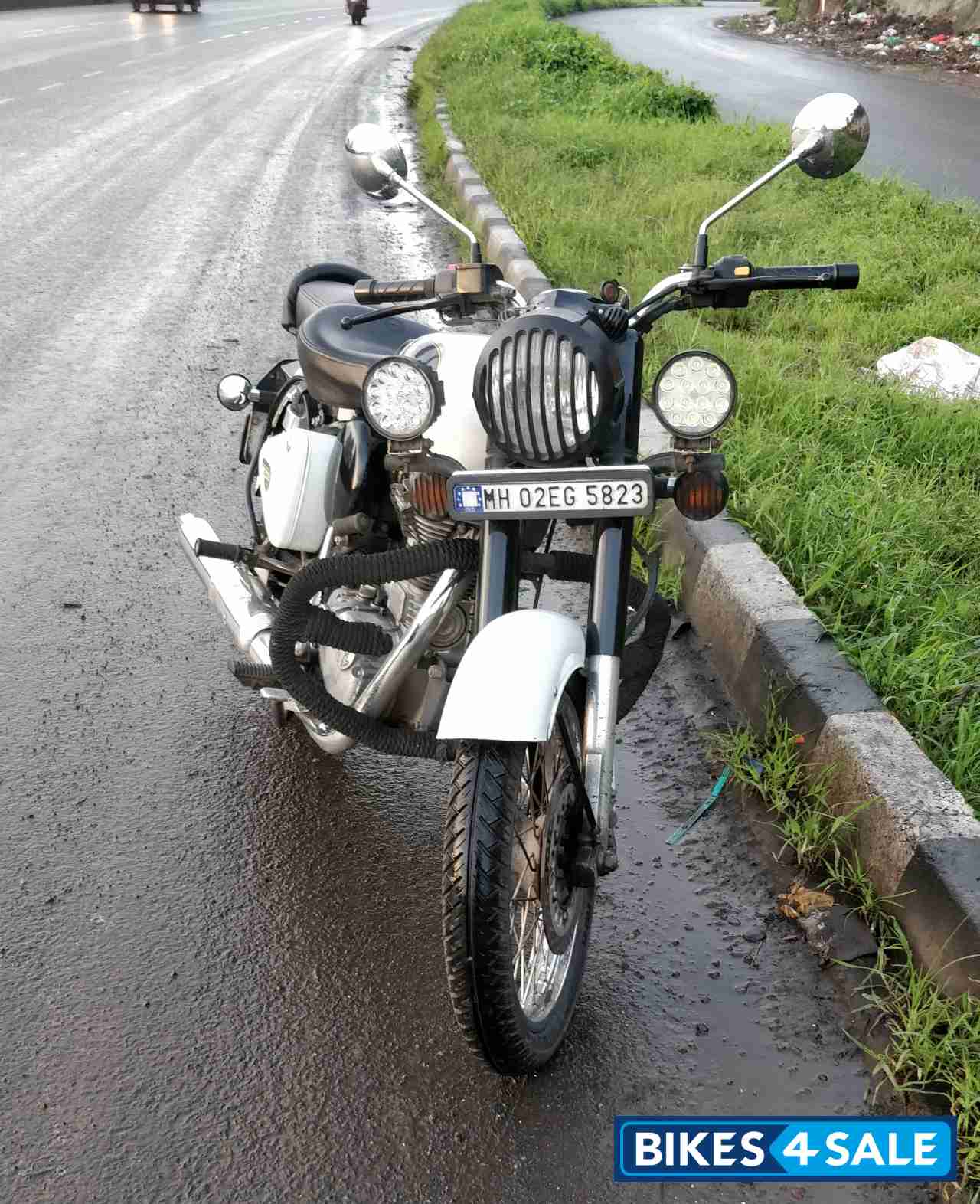 ash royal enfield classic 350