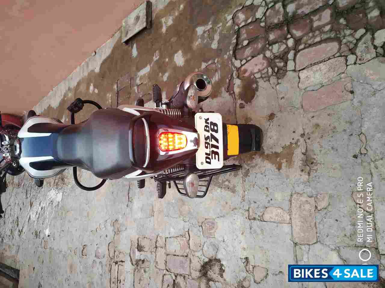 Blue And White Bajaj V15