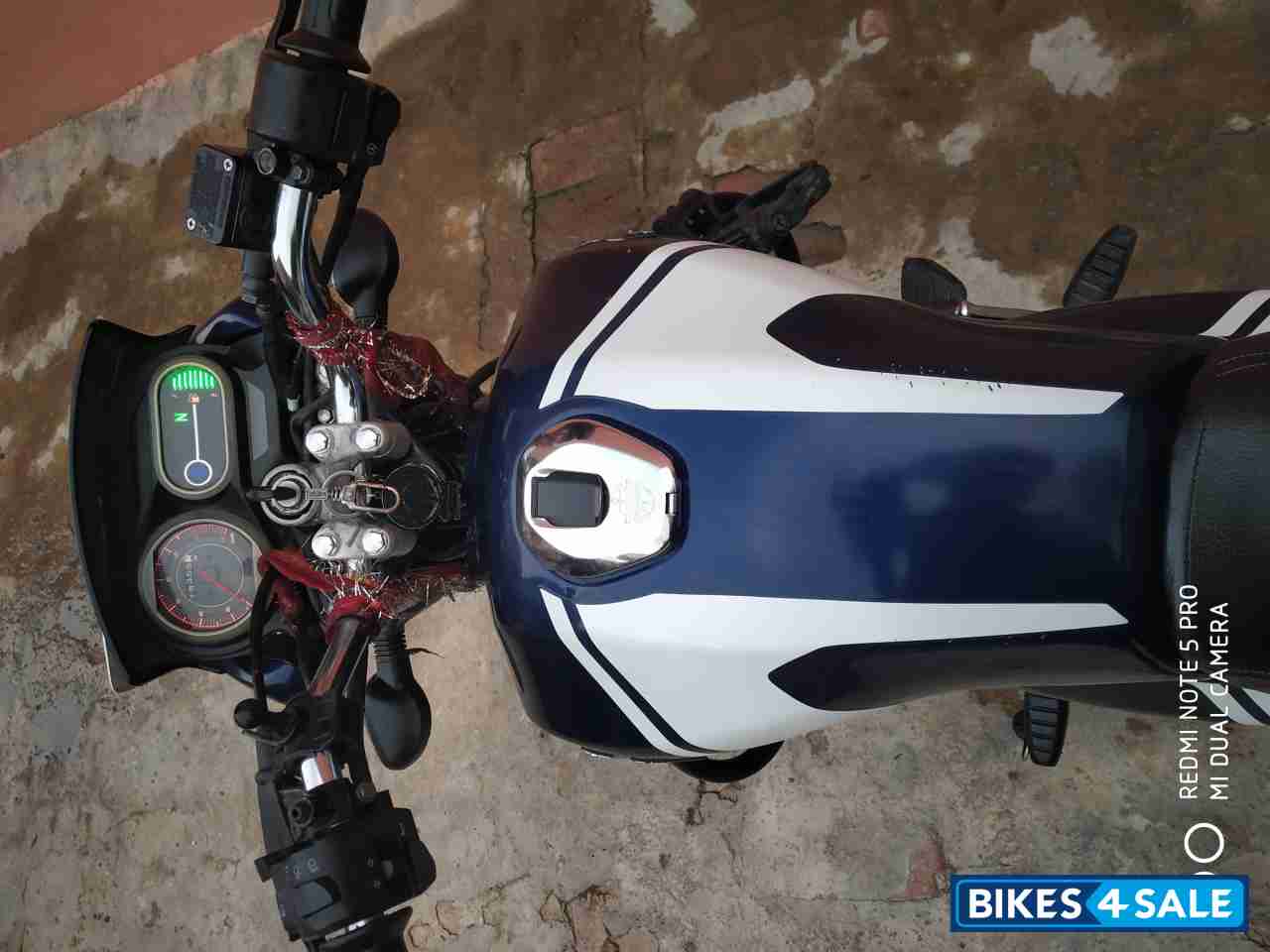 Blue And White Bajaj V15