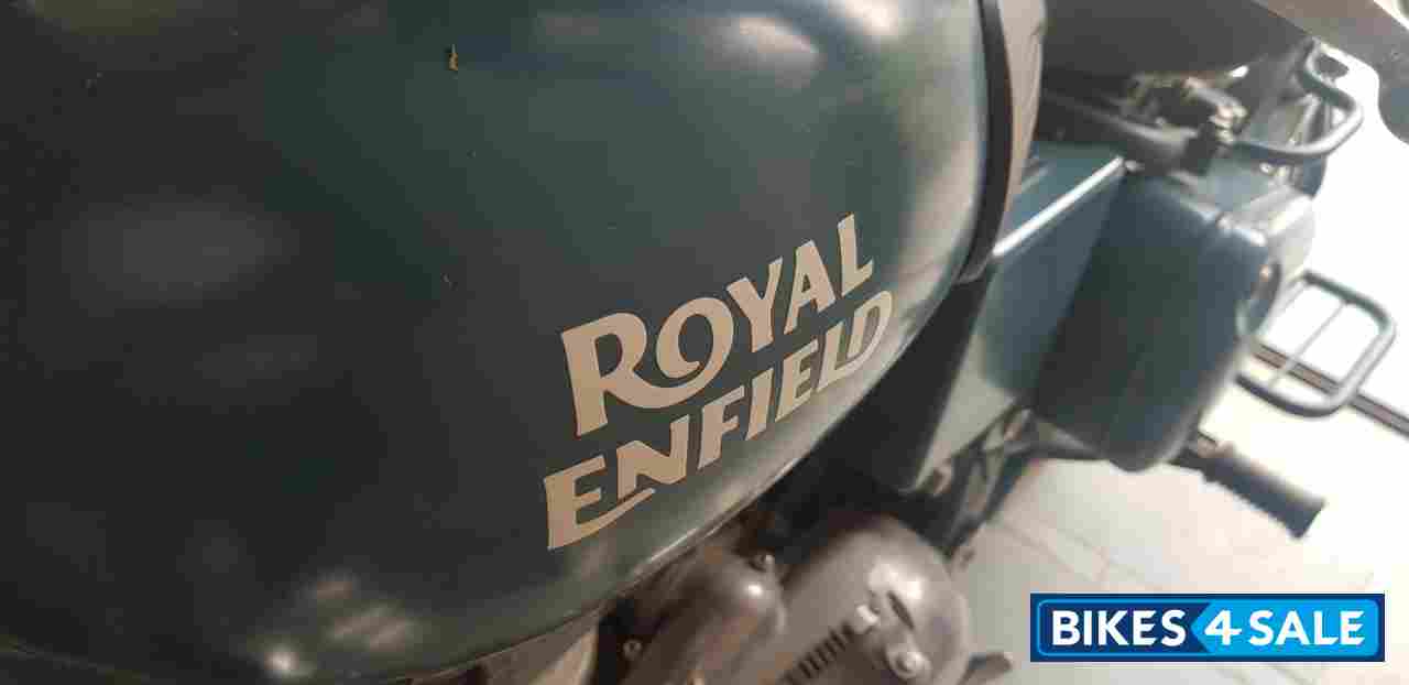 Royal Enfield Classic Squadron Blue Royal Enfield Classic Squadron Blue