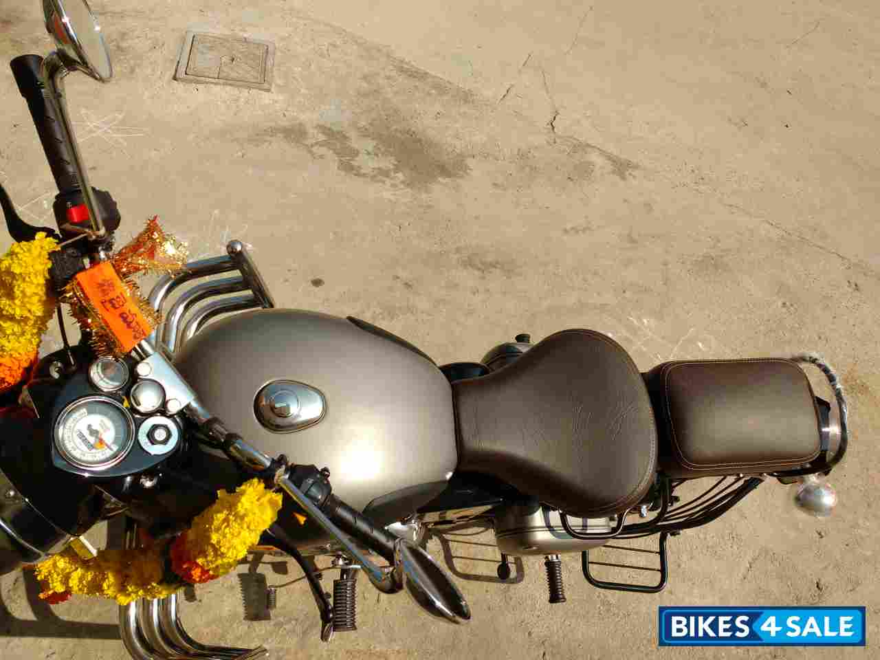 Gunmetal Gray Royal Enfield Classic Gunmetal Grey