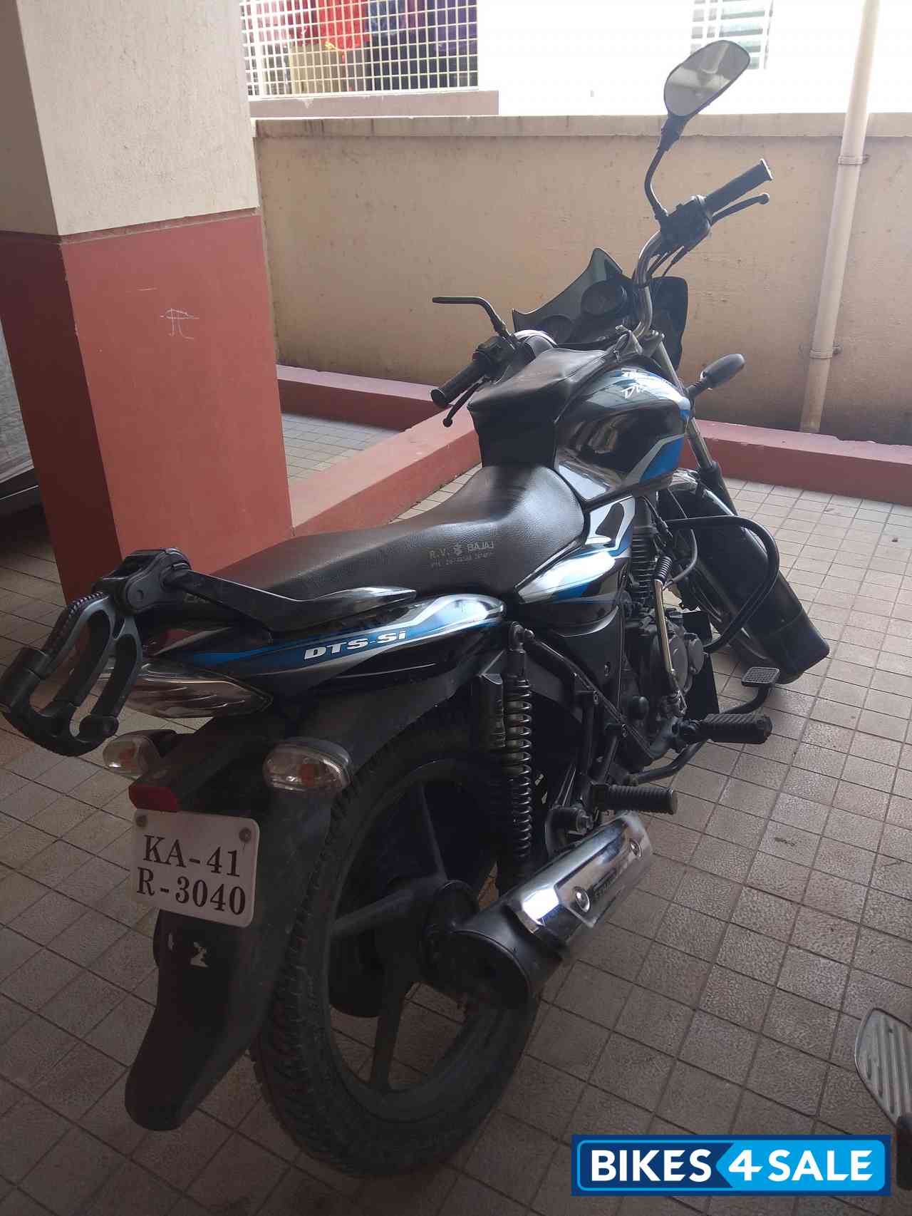Bajaj Discover 100 DTS-Si