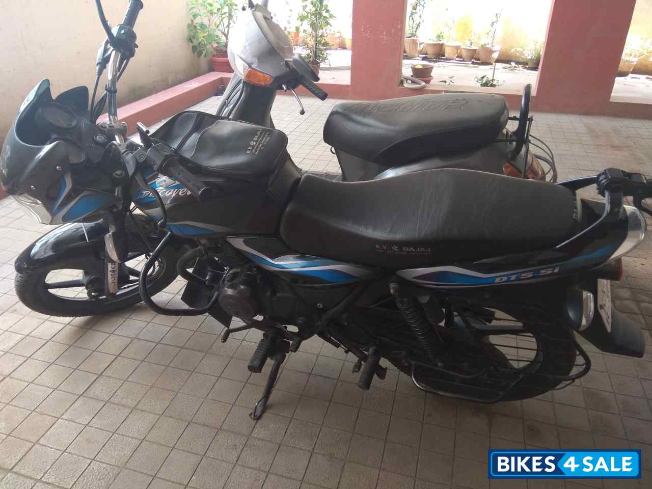 Bajaj Discover 100 DTS-Si