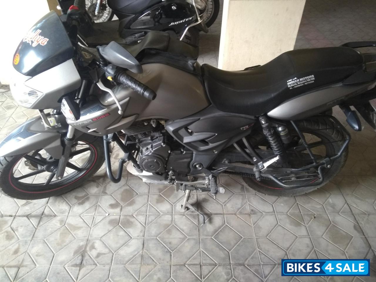 TVS Apache RTR 160 TVS Apache RTR 160