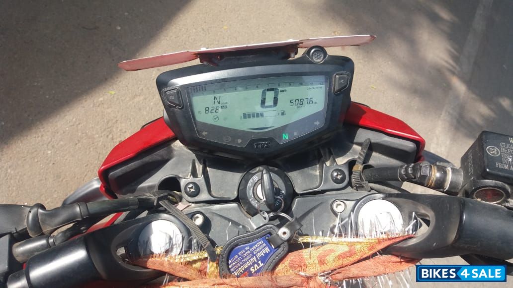 Red TVS Apache RTR 200 4V