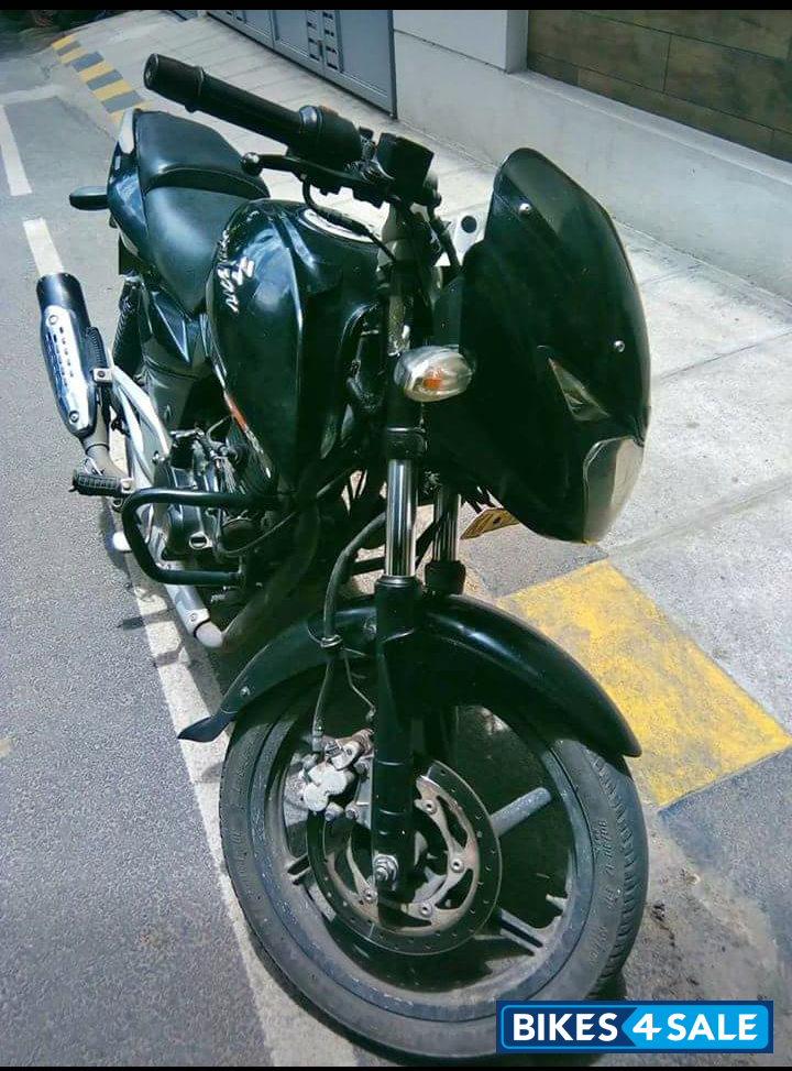 Black Bajaj Pulsar 180 DTSi Black Bajaj Pulsar 180 DTSi