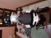 White TVS Apache RTR 180