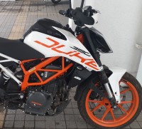 White KTM Duke 390