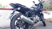Black Bajaj Pulsar 220F