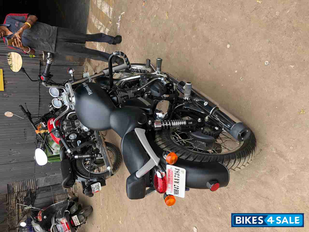 Stone Black Royal Enfield Thunderbird 500