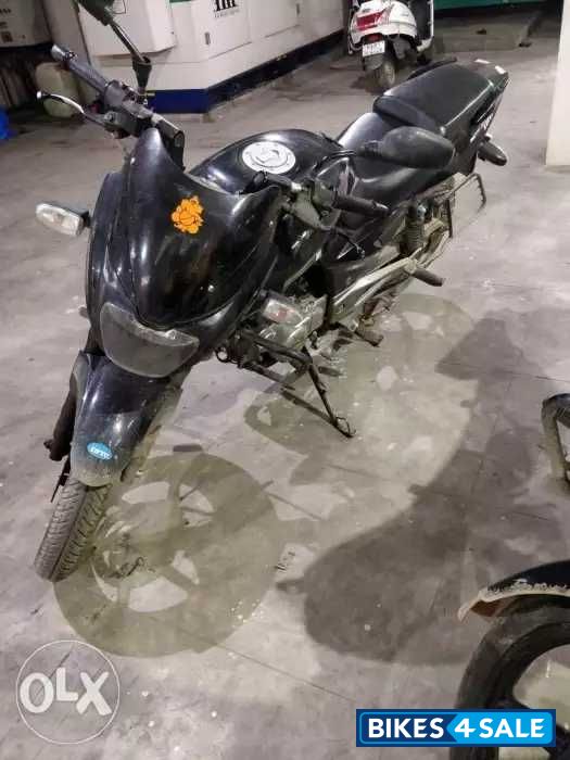 Black Bajaj Pulsar 180 DTSi Black Bajaj Pulsar 180 DTSi