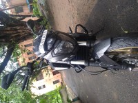 Black Bajaj Dominar 400