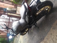 Black Bajaj Dominar 400