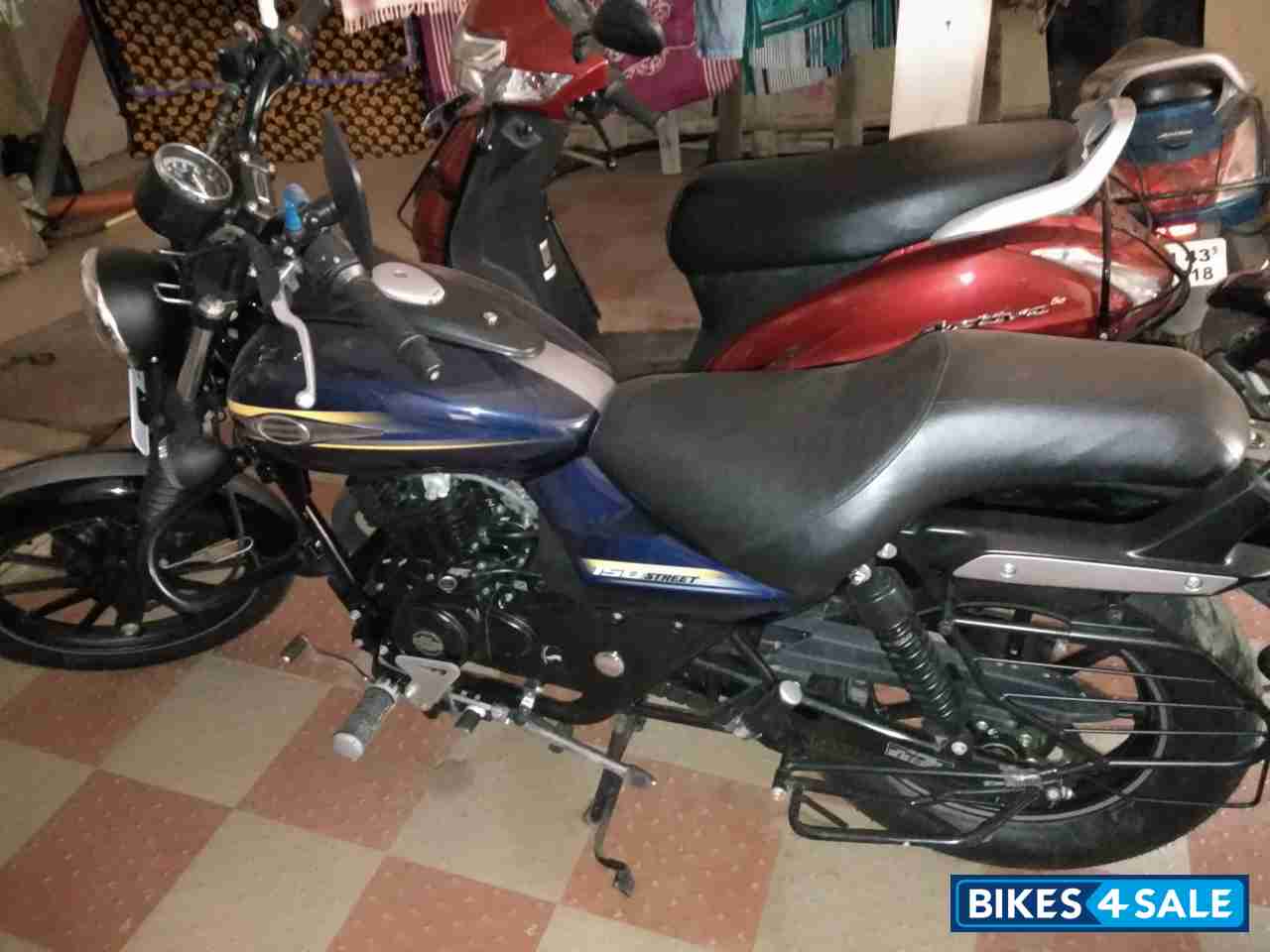 Bajaj Avenger Street 150 Bajaj Avenger Street 150