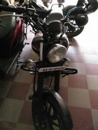 Bajaj Avenger Street 150