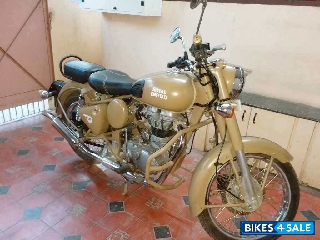 Desert Storm Royal Enfield Classic Desert Storm