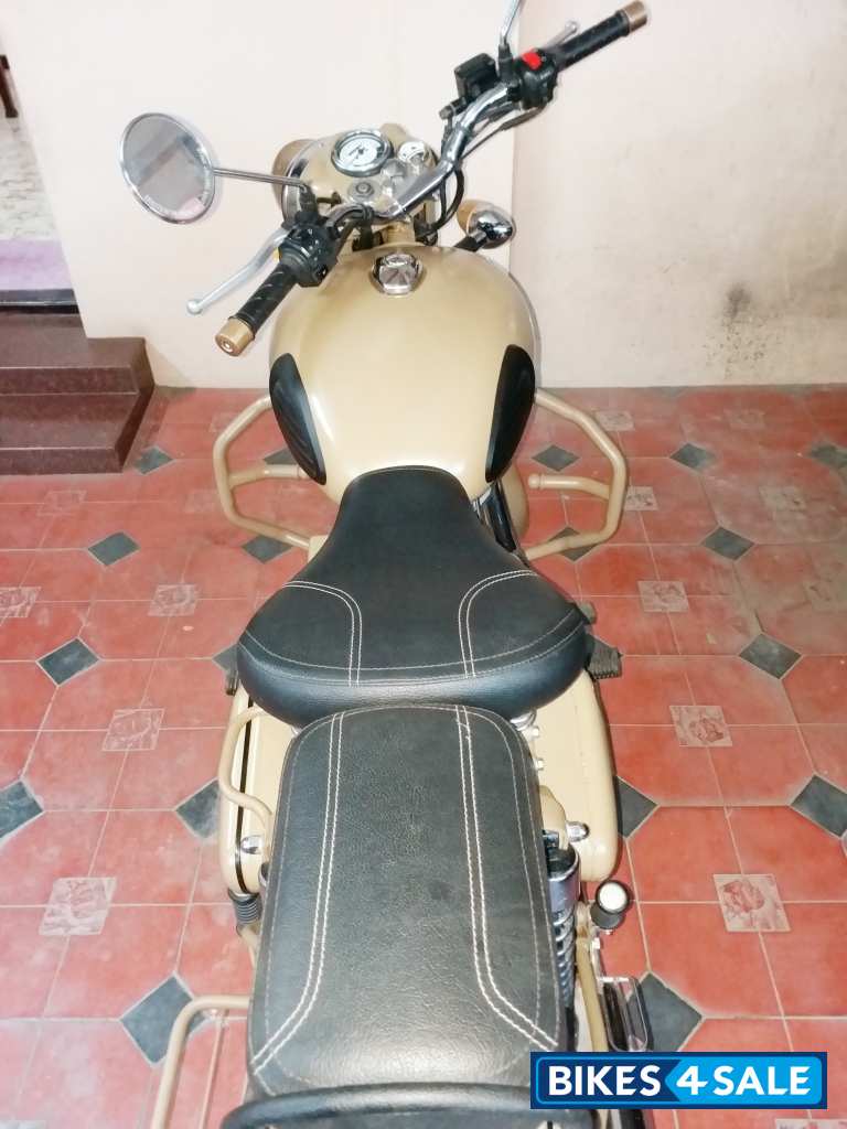 Desert Storm Royal Enfield Classic Desert Storm