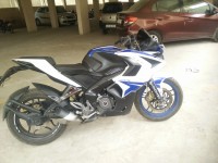 Racing Blue Bajaj Pulsar RS 200 ABS