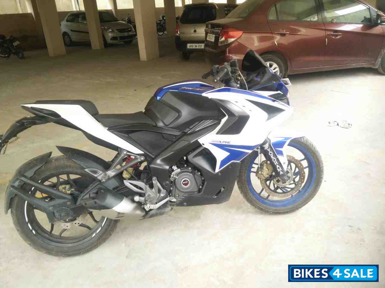 Racing Blue Bajaj Pulsar RS 200 ABS