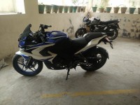 Racing Blue Bajaj Pulsar RS 200 ABS