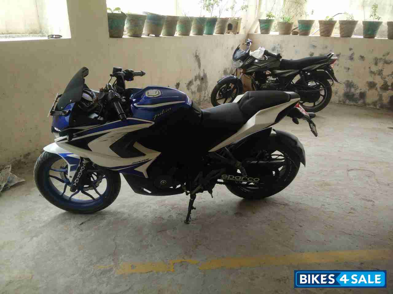 Racing Blue Bajaj Pulsar RS 200 ABS
