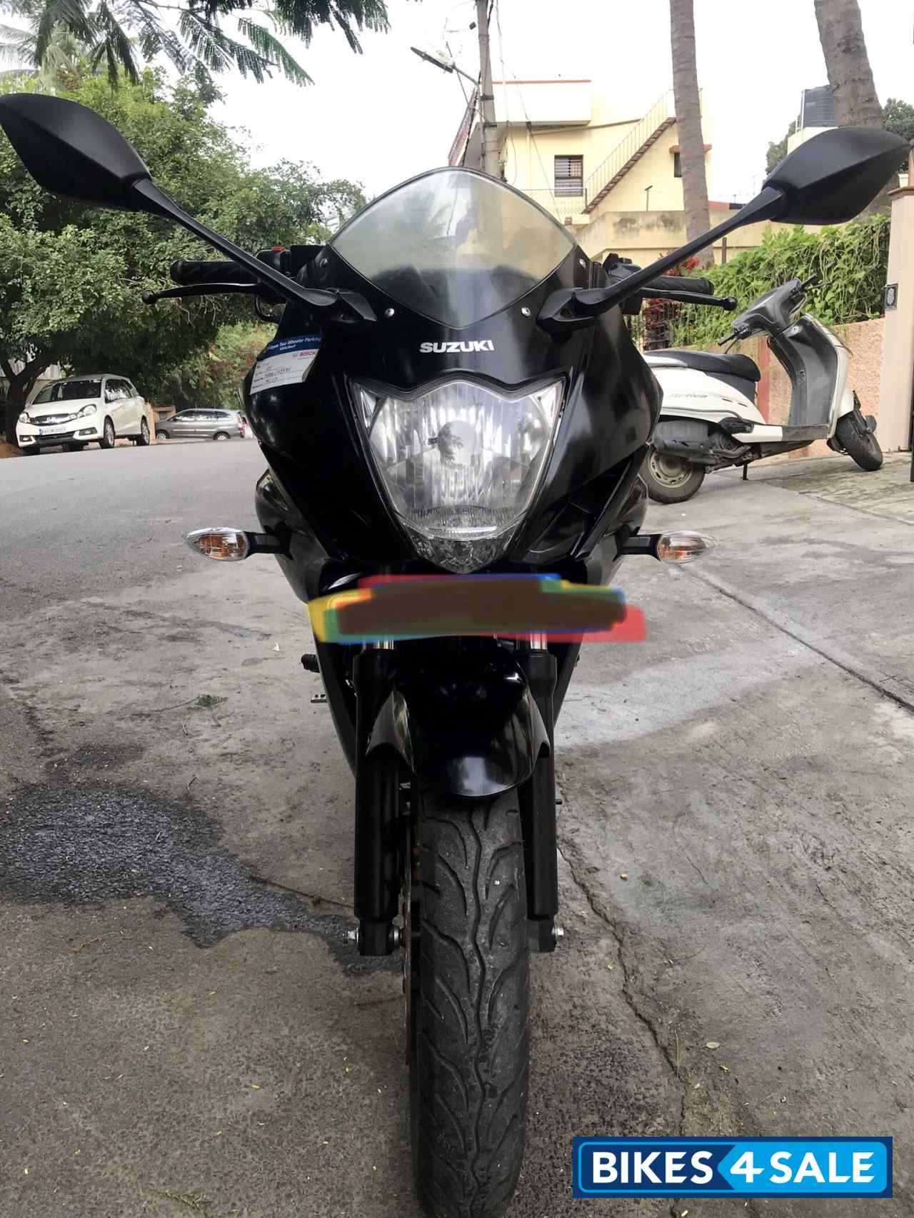 Suzuki Gixxer SF