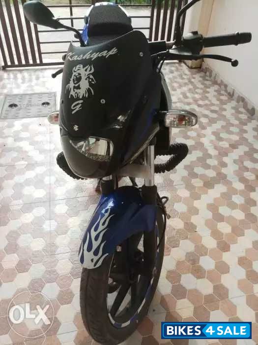 Blue & Black Bajaj Pulsar 180 DTSi