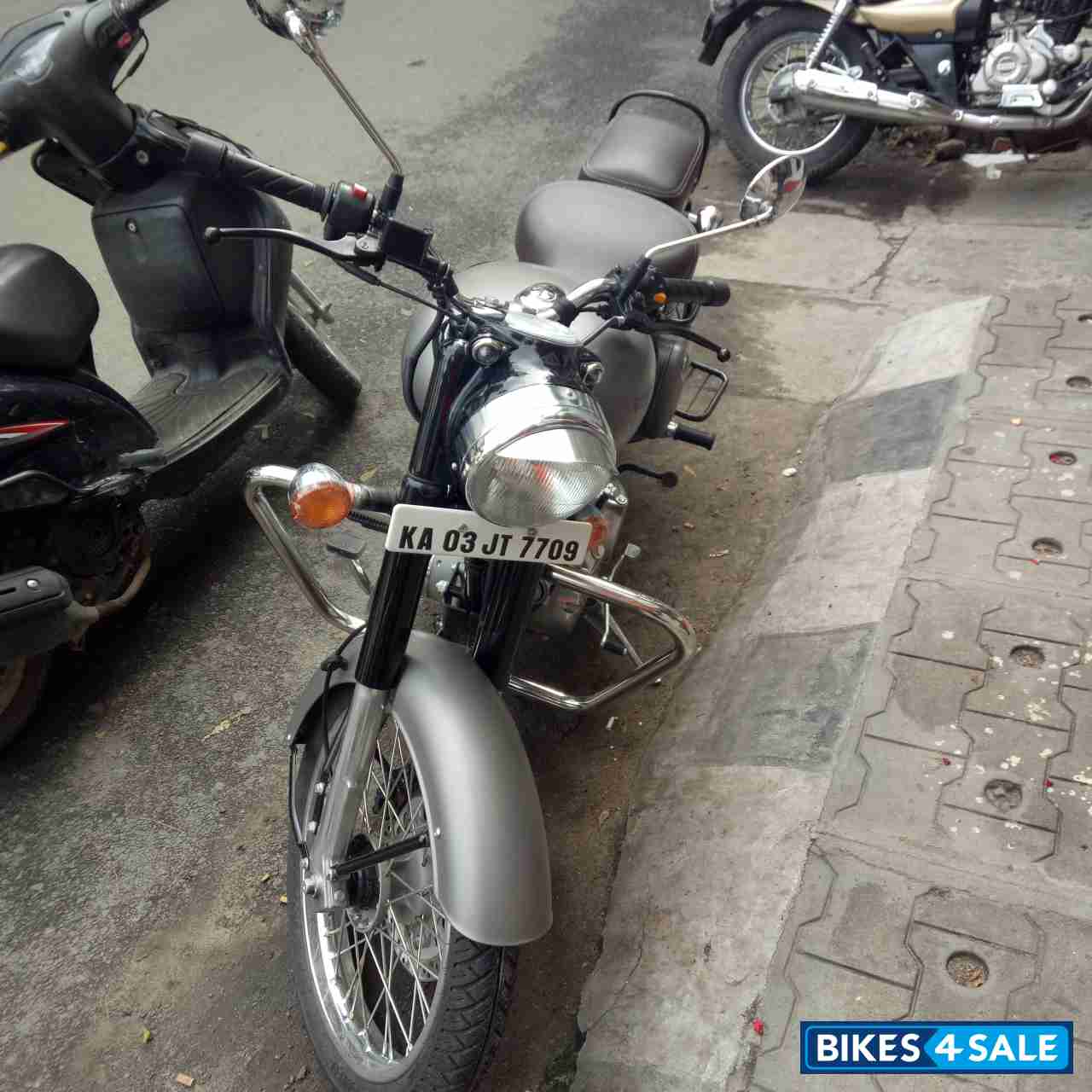 Royal Enfield Classic Gunmetal Grey