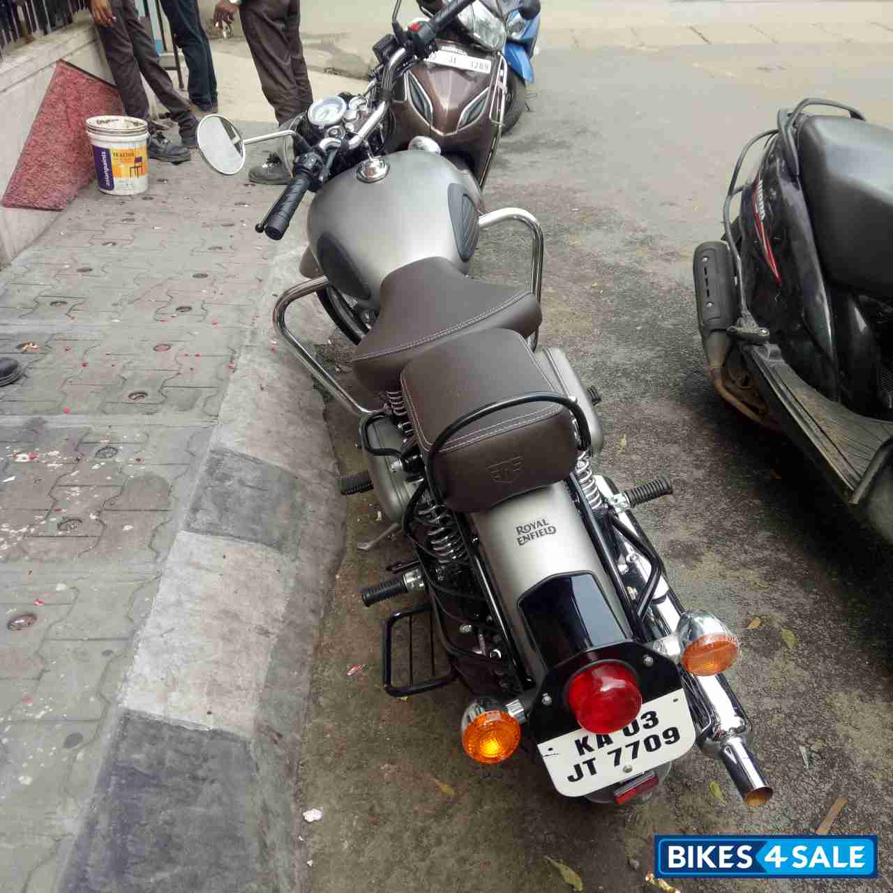 Royal Enfield Classic Gunmetal Grey