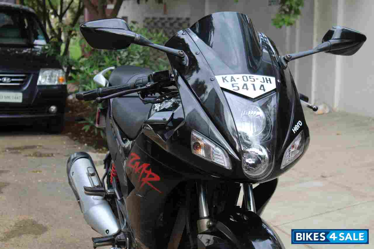 Black Hero Karizma ZMR Black Hero Karizma ZMR