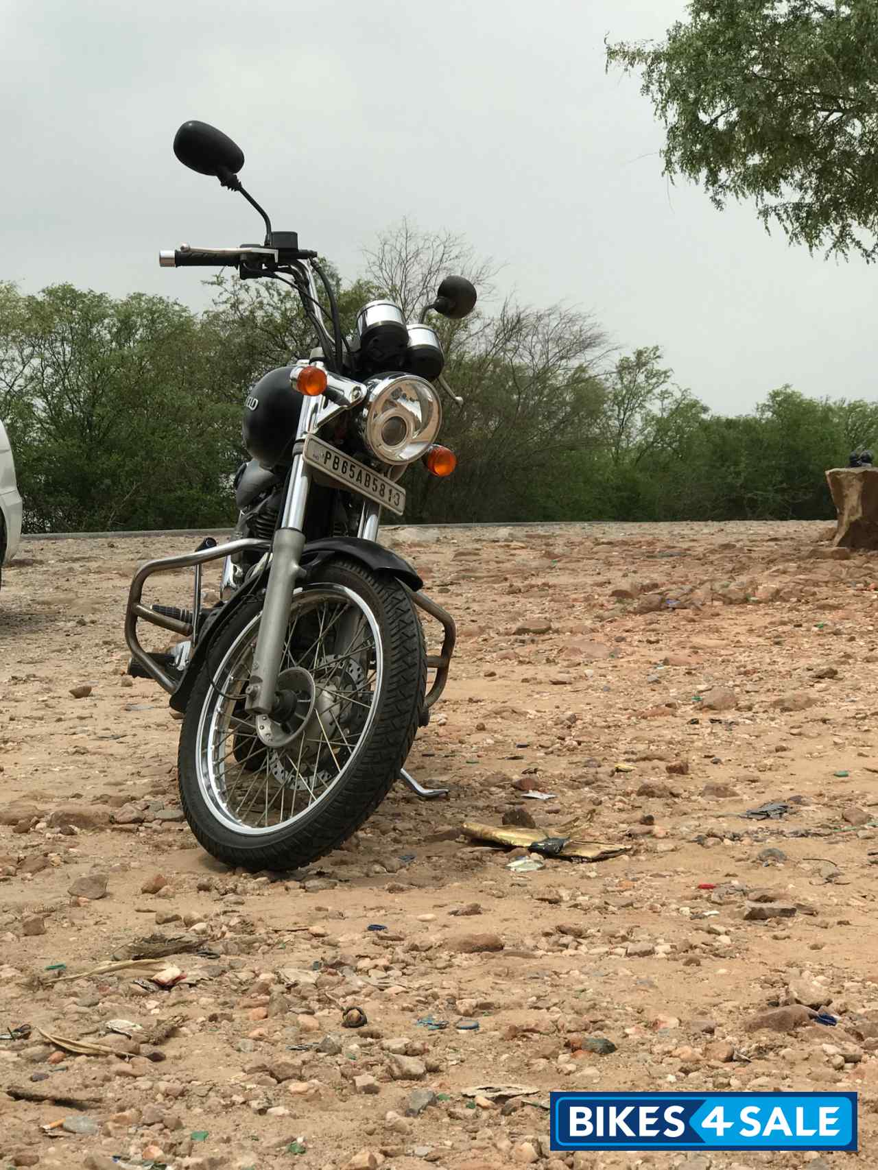 Stone Royal Enfield Thunderbird TwinSpark 350