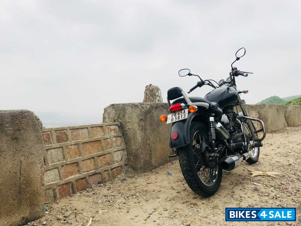 Stone Royal Enfield Thunderbird TwinSpark 350