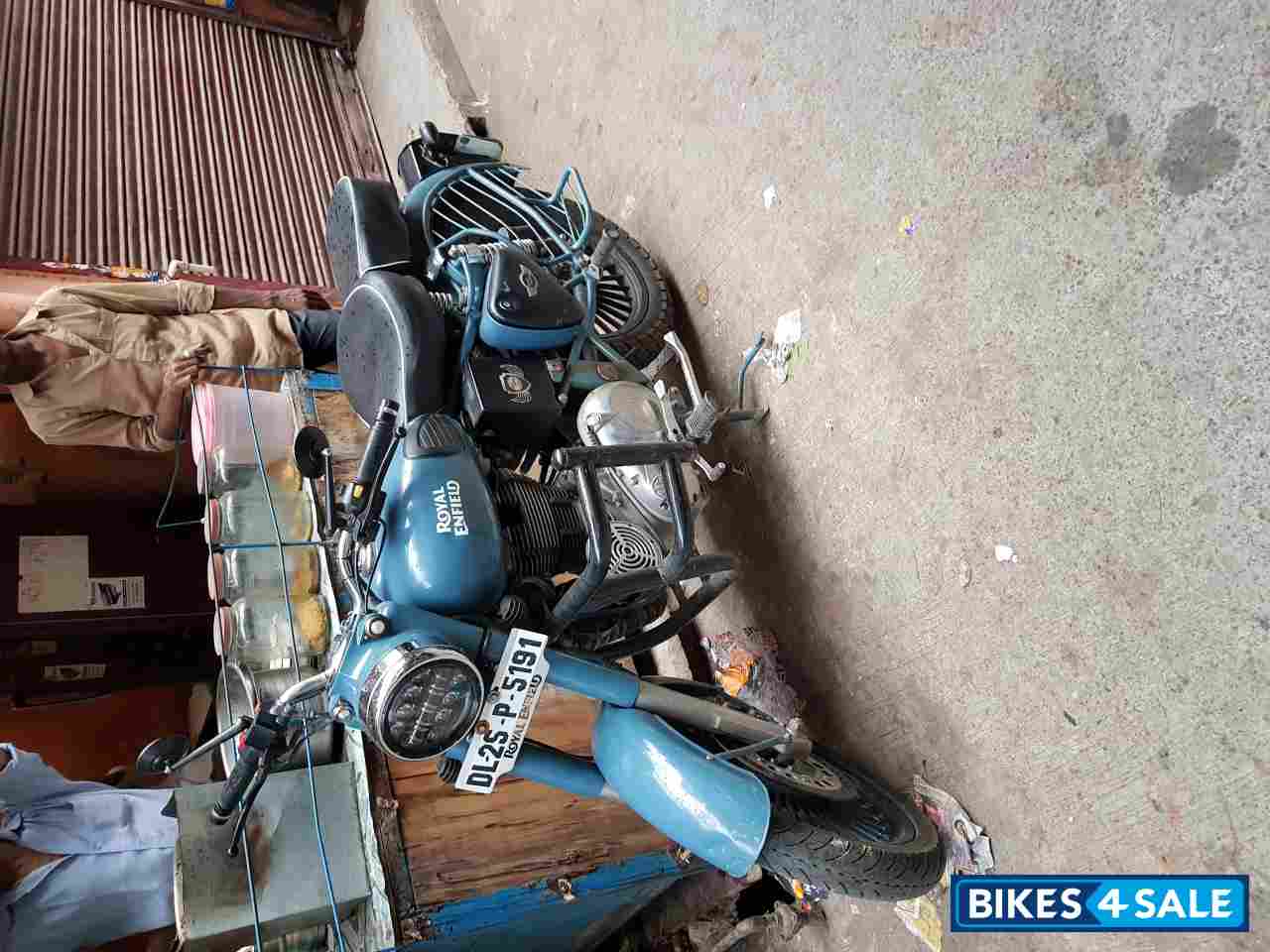 Royal Enfield Classic 500