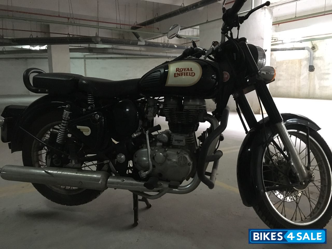Black Royal Enfield Classic 350