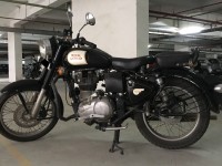Black Royal Enfield Classic 350