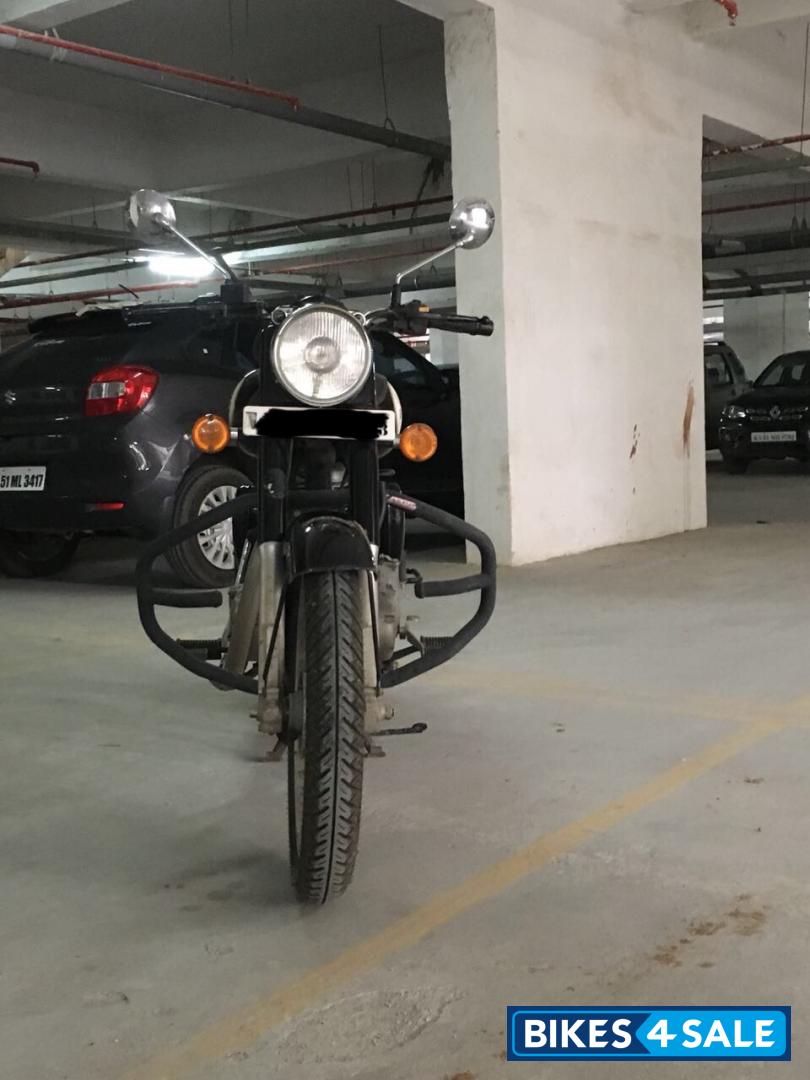 Black Royal Enfield Classic 350 Black Royal Enfield Classic 350