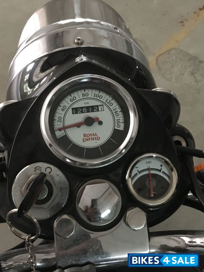 Black Royal Enfield Classic 350 Black Royal Enfield Classic 350