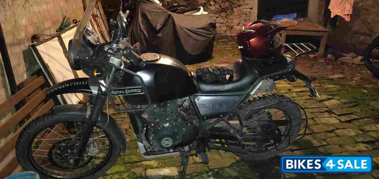 Granite Black Royal Enfield Himalayan