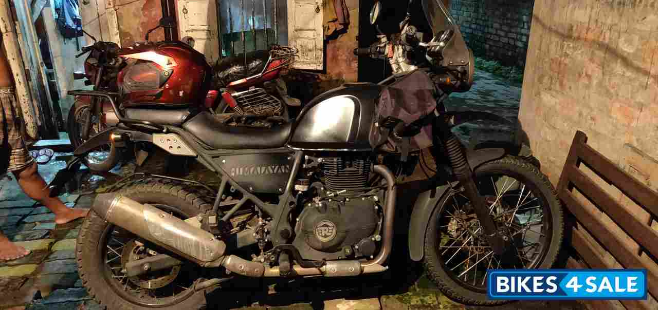 Granite Black Royal Enfield Himalayan