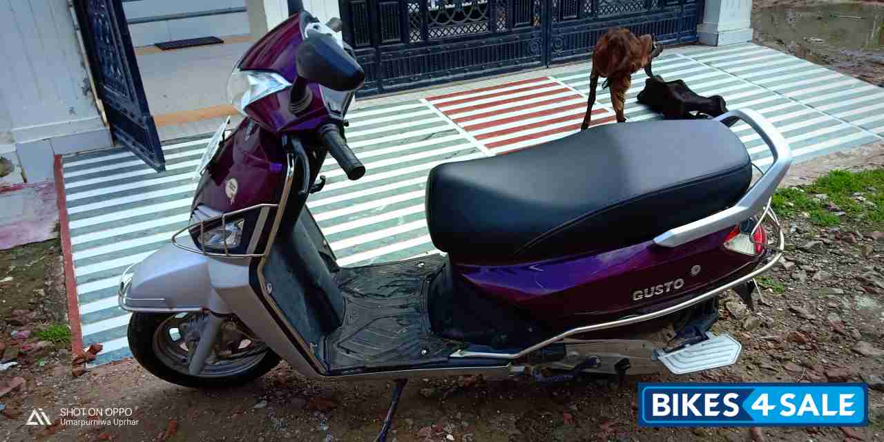 Mahindra Gusto