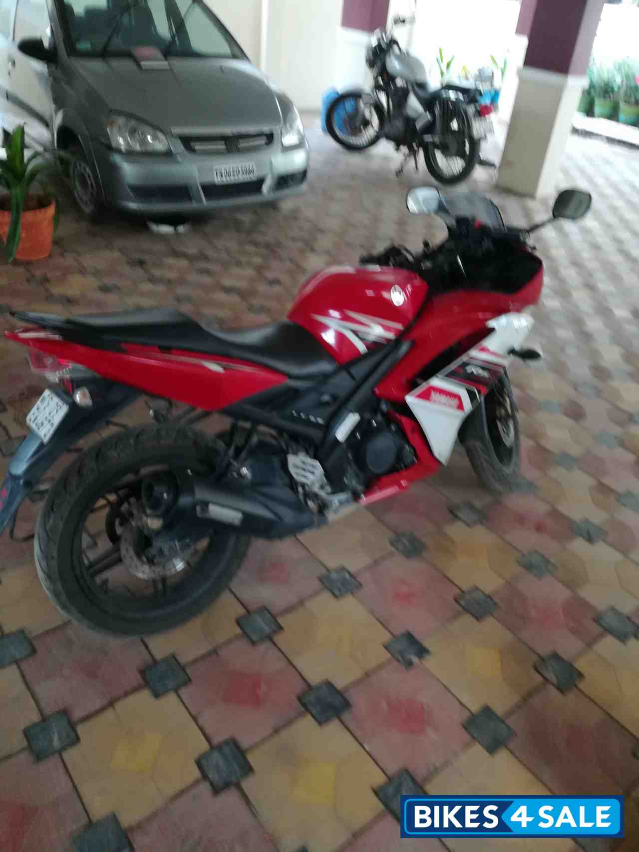 Yamaha YZF R15 S
