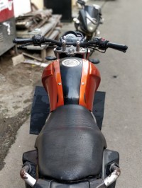 Orange Yamaha FZ16