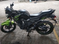 Yamaha FZ-S