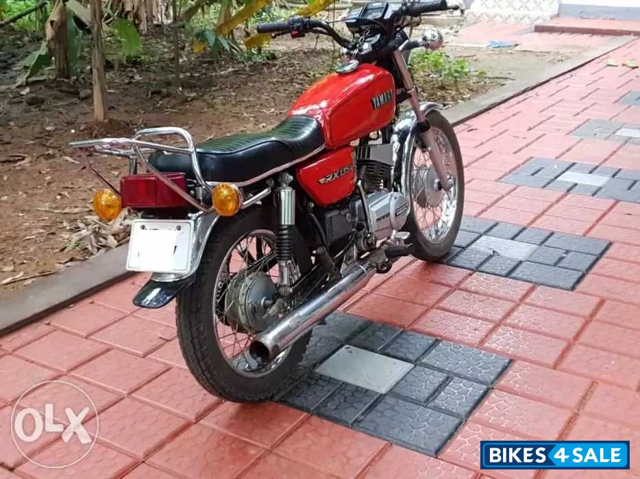 Red Yamaha RX 135