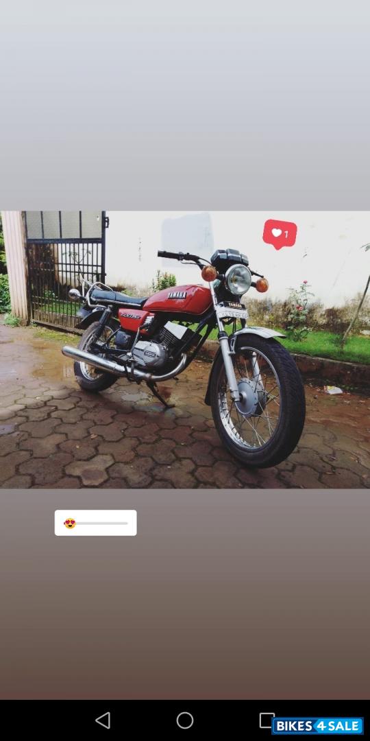 Red Yamaha RX 135 Red Yamaha RX 135