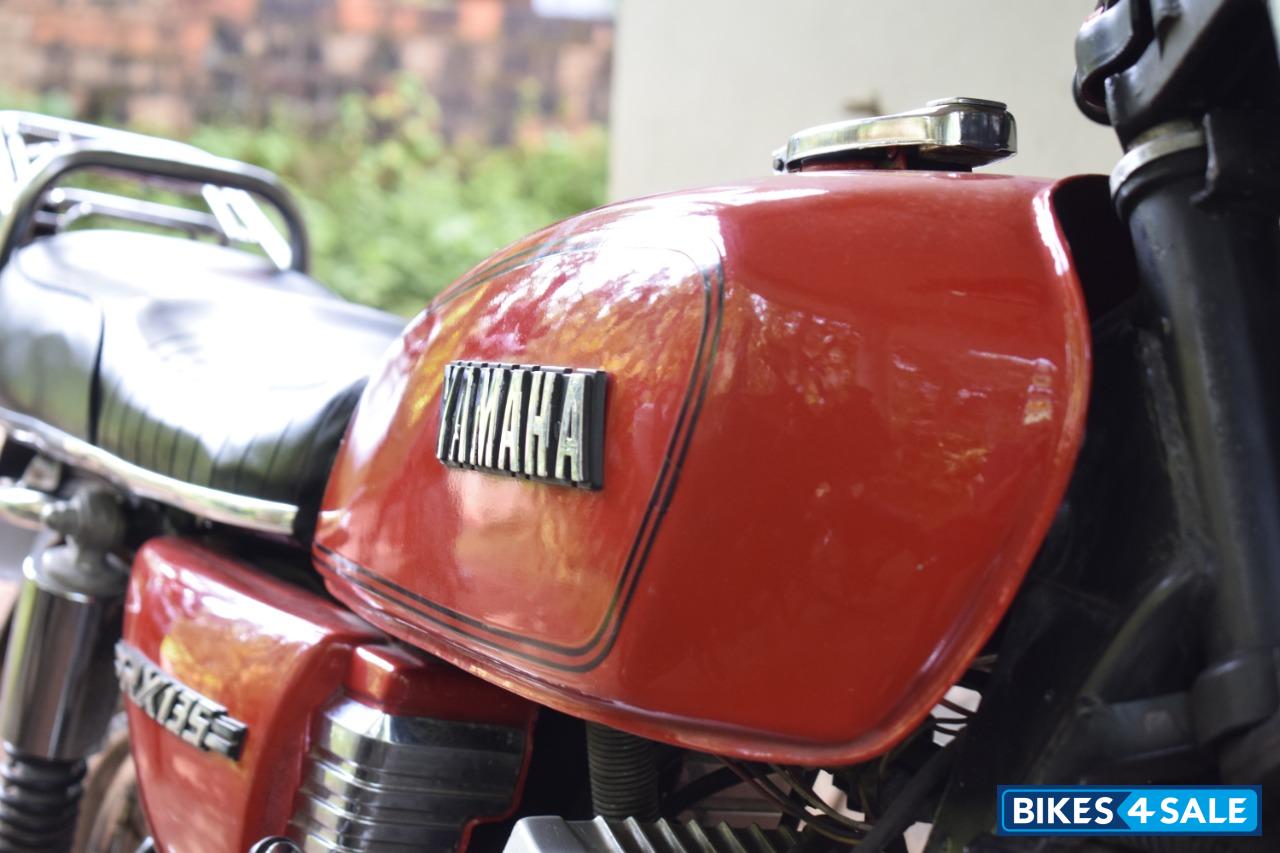 Red Yamaha RX 135 Red Yamaha RX 135