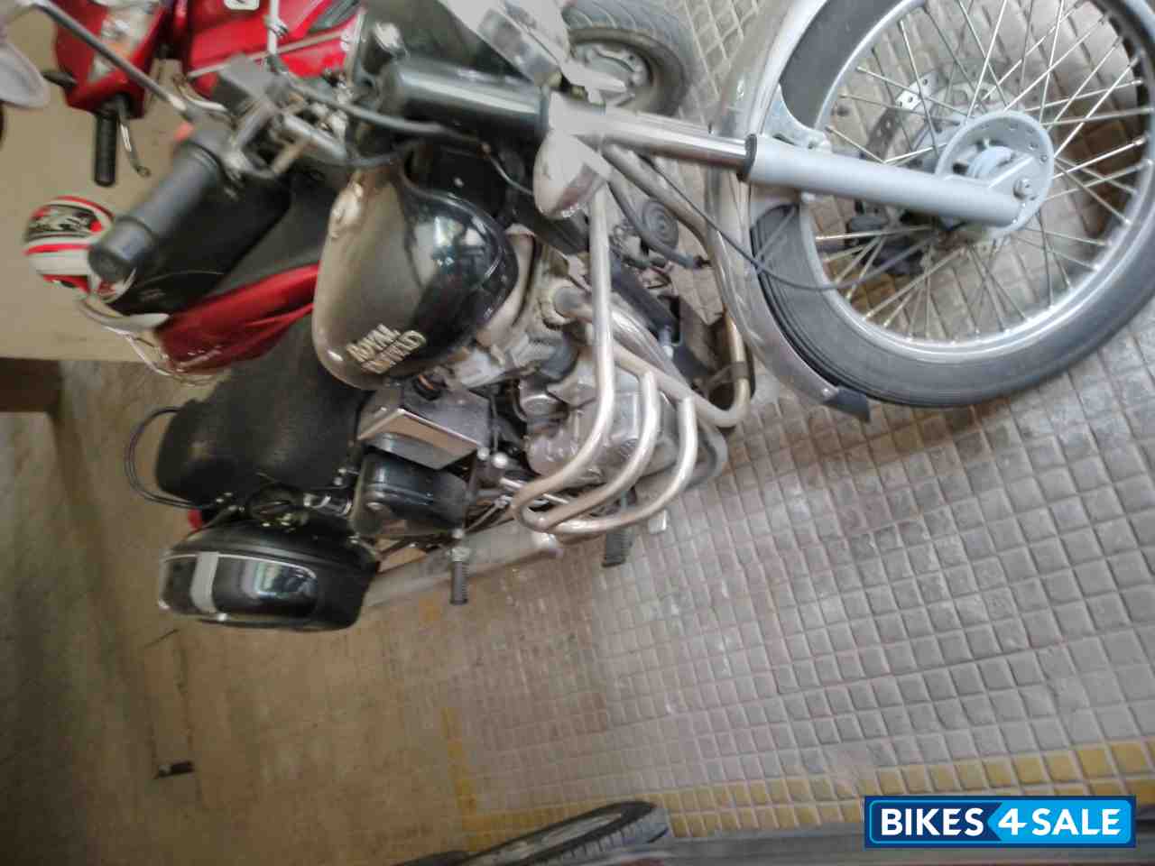 Magic Black Royal Enfield Bullet Electra